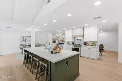 6638 E Monterosa Street, Scottsdale, AZ 85251 - Photo 7