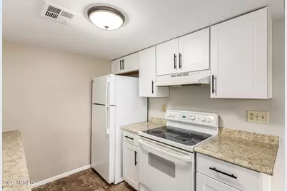 821 E Joan D Arc Avenue, Phoenix, AZ 85022 - Photo 9