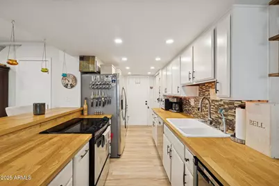 4801 E Euclid Avenue #2, Phoenix, AZ 85044 - Photo 9