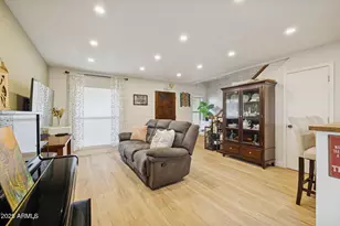 4801 E Euclid Ave, Phoenix, AZ 85044 - Photo 3