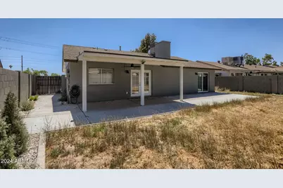 10817 N 46th Avenue, Glendale, AZ 85304 - Photo 11