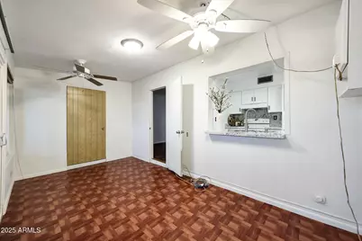 13234 N 109th Avenue, Sun City, AZ 85351 - Photo 11