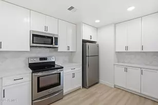 4201 E Camelback Rd, Phoenix, AZ 85018 - Photo 3