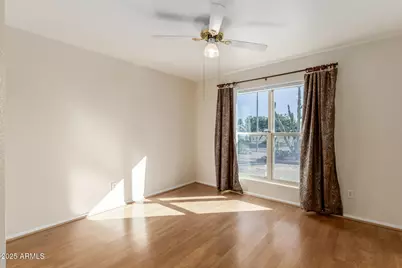 20020 N Coyote Lakes Parkway, Surprise, AZ 85378 - Photo 9