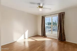 20020 N Coyote Lakes Pkwy, Surprise, AZ 85378 - Photo 9