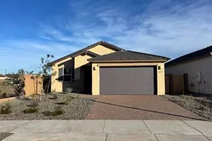 7936 W Catalina Dr, Phoenix, AZ 85033 - Photo 1