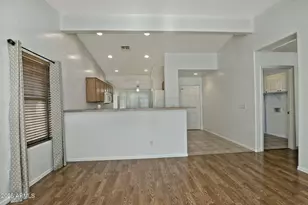 10809 W Cambridge Ave, Avondale, AZ 85392 - Photo 5