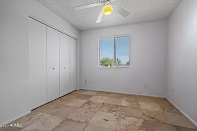 2346 E Shaw Butte Drive, Phoenix, AZ 85028 - Photo 17