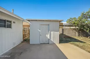 2346 E Shaw Butte Dr, Phoenix, AZ 85028 - Photo 35