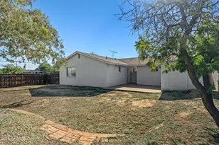 2346 E Shaw Butte Dr, Phoenix, AZ 85028 - Photo 29
