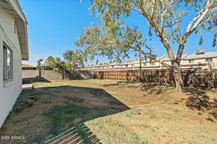 2346 E Shaw Butte Dr, Phoenix, AZ 85028 - Photo 33