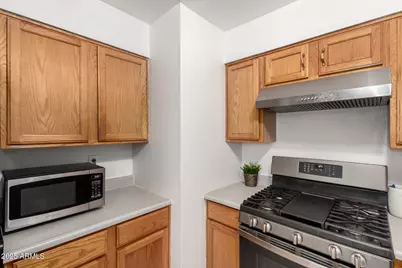 33 W Whyman Avenue, Avondale, AZ 85323 - Photo 9