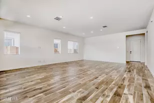 7813 W Tether Trail, Peoria, AZ 85383 - Photo 9