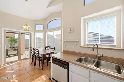 11535 E Persimmon Avenue, Mesa, AZ 85212 - Photo 9