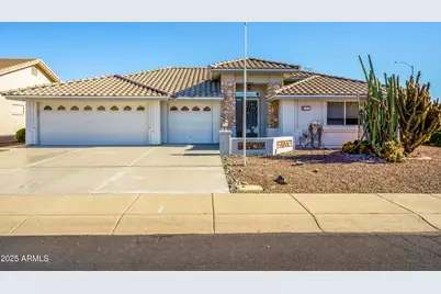 2155 S Lindenwood -- S, Mesa, AZ 85209 - Photo 1