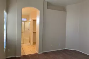 4533 E Glenhaven Dr, Phoenix, AZ 85048 - Photo 9