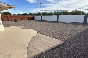 10201 W Caron Dr, Sun City, AZ 85351 - Photo 15