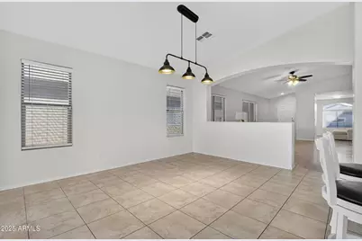 25792 W Kendall Street, Buckeye, AZ 85326 - Photo 13