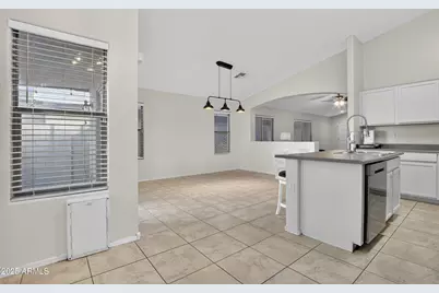 25792 W Kendall Street, Buckeye, AZ 85326 - Photo 15