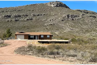 2251 N Spanish Trail, Huachuca City, AZ 85616 - Photo 1