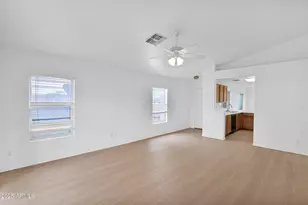 882 E Monterey St, Chandler, AZ 85225 - Photo 7