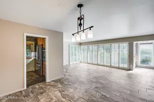 146 E Coronado Rd, Phoenix, AZ 85004 - Photo 11