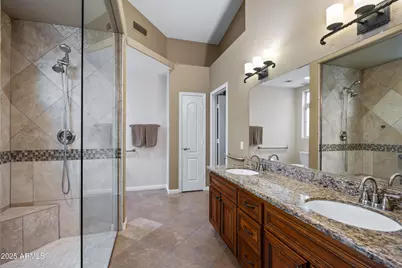 269 W El Freda Road, Tempe, AZ 85284 - Photo 29