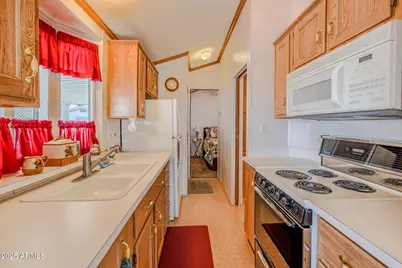 21282 N Escapees Way #409, Congress, AZ 85332 - Photo 7