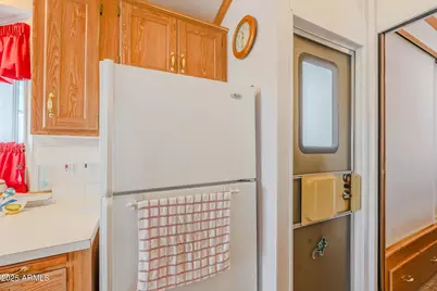 21282 N Escapees Way #409, Congress, AZ 85332 - Photo 9