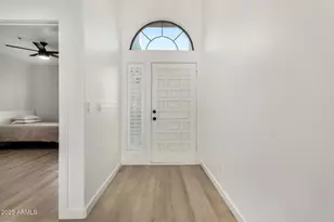 7955 E Chaparral Rd, Scottsdale, AZ 85250 - Photo 5