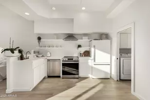 7955 E Chaparral Rd, Scottsdale, AZ 85250 - Photo 5