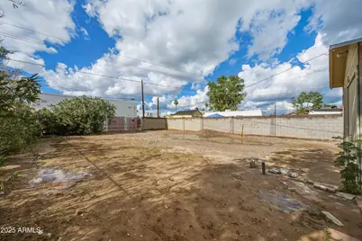 588 N Washington Street, Chandler, AZ 85225 - Photo 19