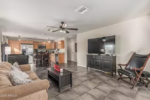 542 W 15th St, Tempe, AZ 85281 - Photo 9