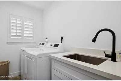 2044 E Smoketree Drive, Carefree, AZ 85377 - Photo 27