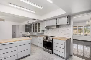 13207 W Mesa Verde Dr, Sun City West, AZ 85375 - Photo 15