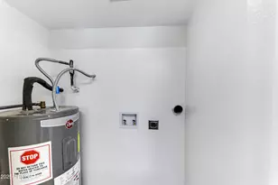 15402 N 28th St, Phoenix, AZ 85032 - Photo 9