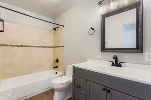 2548 E Turney Ave, Phoenix, AZ 85016 - Photo 33