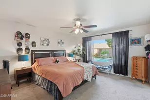 4128 W Gelding Dr, Phoenix, AZ 85053 - Photo 25