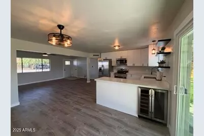 335 S Harris Drive, Mesa, AZ 85204 - Photo 5