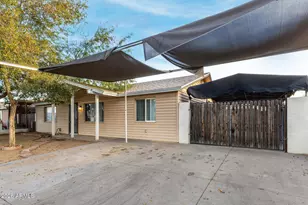 7127 W Holly St, Phoenix, AZ 85035 - Photo 3