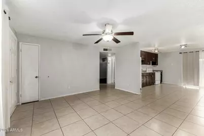 7127 W Holly Street, Phoenix, AZ 85035 - Photo 7