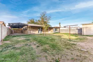 7127 W Holly St, Phoenix, AZ 85035 - Photo 29