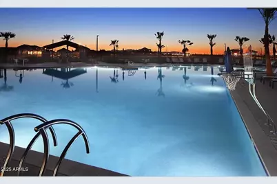 9025 W Denton Lane, Glendale, AZ 85305 - Photo 37