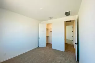 9025 W Denton Ln, Glendale, AZ 85305 - Photo 27