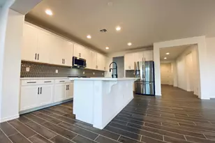 9025 W Denton Ln, Glendale, AZ 85305 - Photo 7