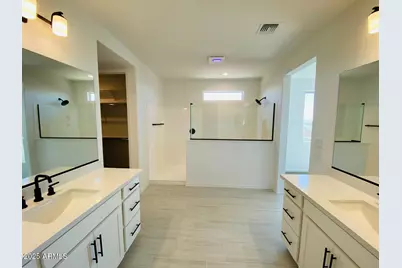 9025 W Denton Lane, Glendale, AZ 85305 - Photo 17