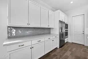 17233 W Dartmouth St, Surprise, AZ 85388 - Photo 23