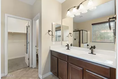 2415 W Melody Drive, Phoenix, AZ 85041 - Photo 45