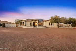 23024 W Sierra Ridge Way, Wittmann, AZ 85361 - Photo 3