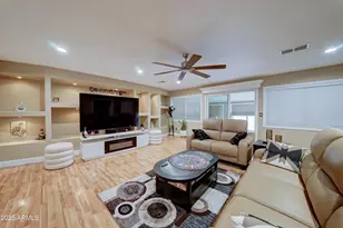 10252 N 105th Dr, Sun City, AZ 85351 - Photo 9